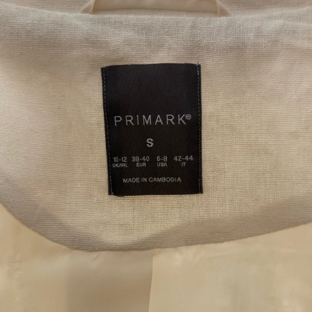 Women's Cream Double-Breasted Lightweight Jacket - Picture 10 of 12